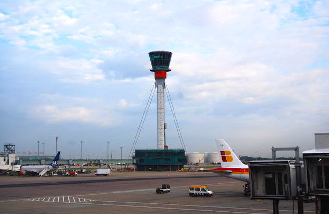 New control tower at Heathrow Airport