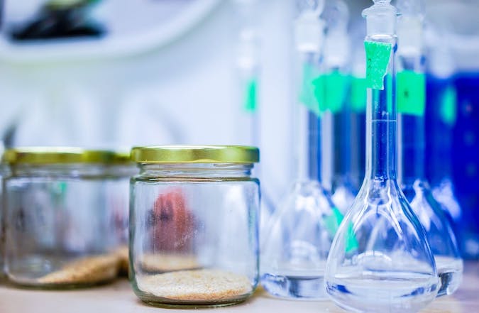 Laboratory equipment