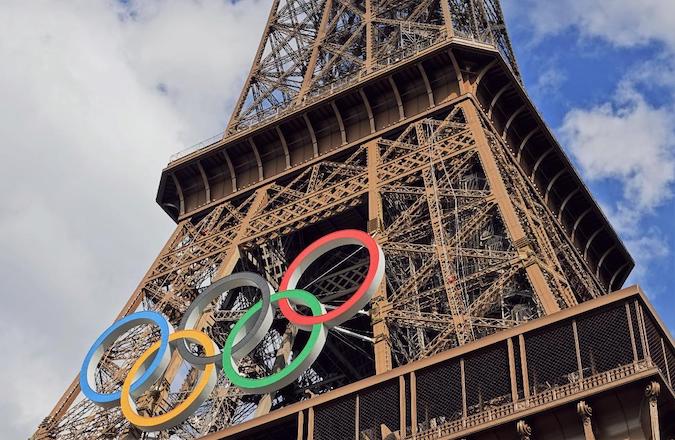 Olympic rings on the Eiffel Tower